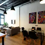 Apartament Fabrica Del Lujo En El Centro De
