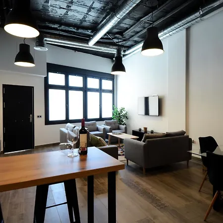 Fabrica Del Lujo En El Centro De Apartament Malaga